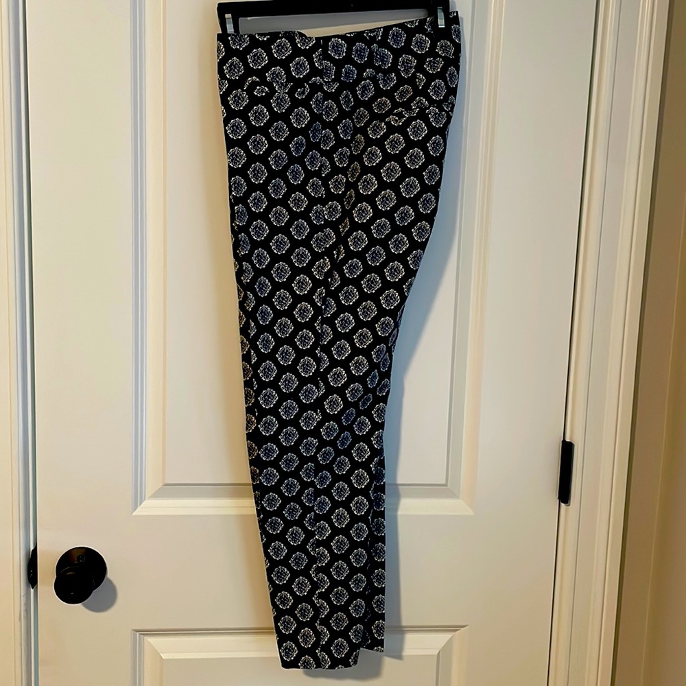 Ann Taylor, signature style pants